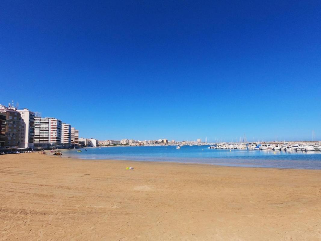Apartamento En Torrevieja A 50M Playa Extérieur photo